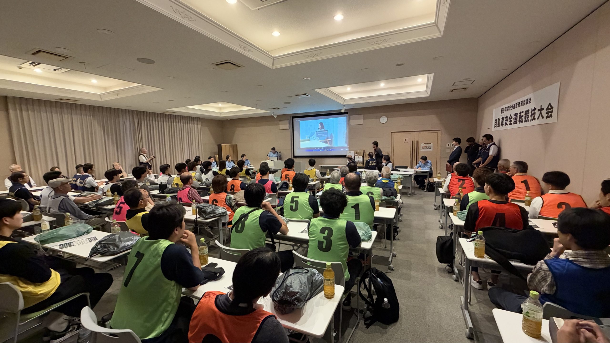 南福岡自動車学校で交通安全イベントを開催しました